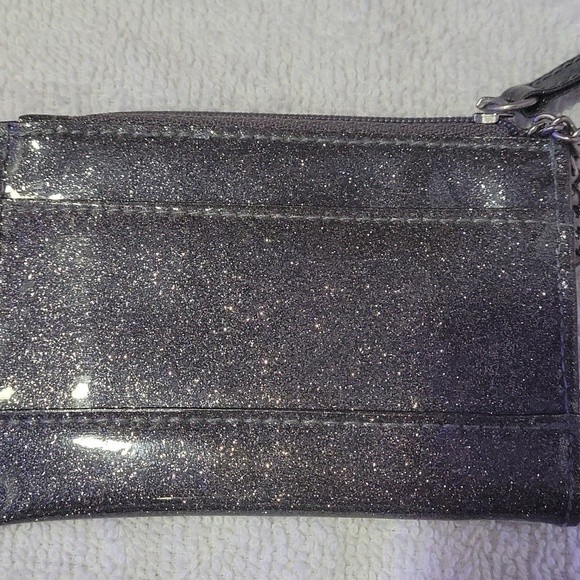 Avenue Shiny Silver Gray Glittery Card Holder with Keyring - Picture 2 of 3